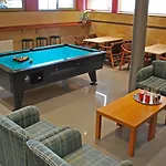 锡切斯皮卡迪利酒店 酒店 3*