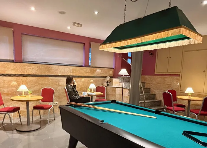 Piccadilly Hotel 3*