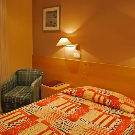 호텔 Piccadilly 3*