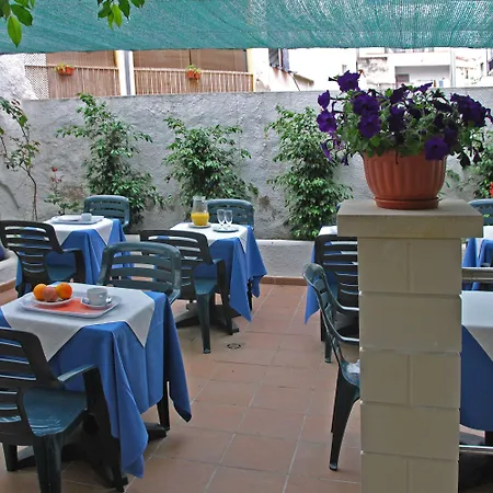 Piccadilly Hotel Sitges