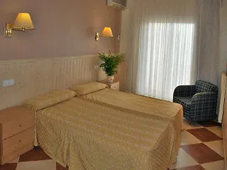 Piccadilly 3* سيدجيس
